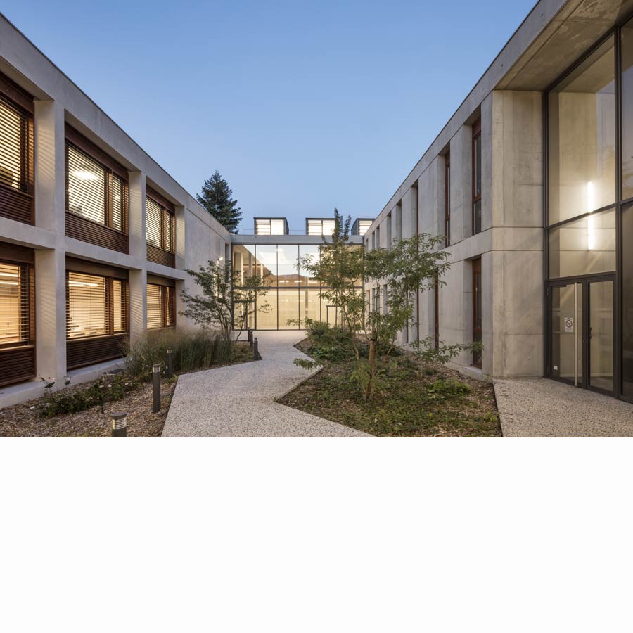 ARCHITECTURE, CHAPUIS ROYER ARCHITECTES, Grenoble, campus SMH, Patio