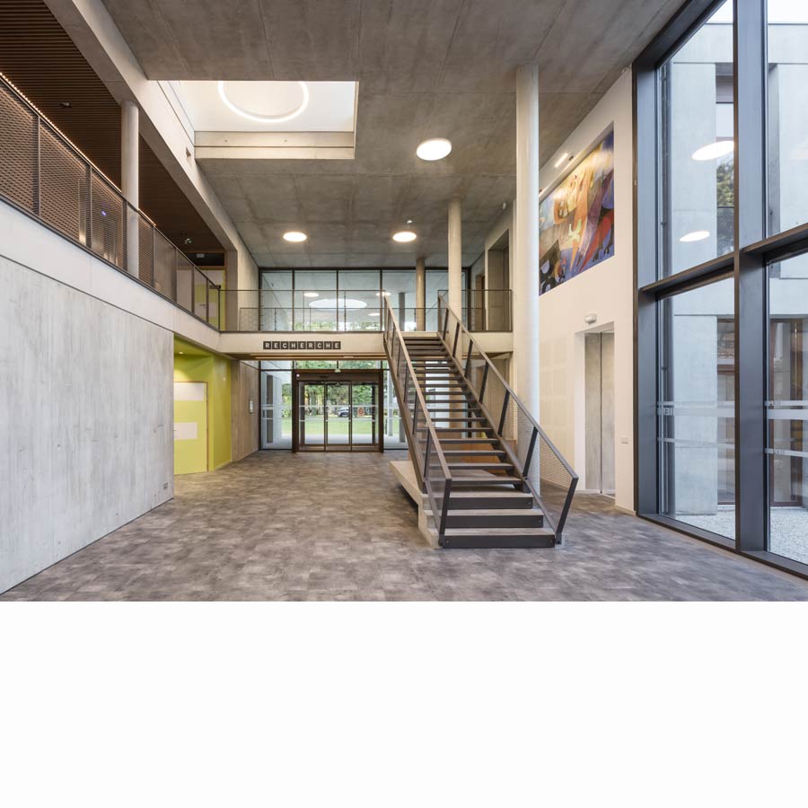 ARCHITECTURE, CHAPUIS ROYER ARCHITECTES, Grenoble, campus SMH, réhabilitation, extension, béton, corten