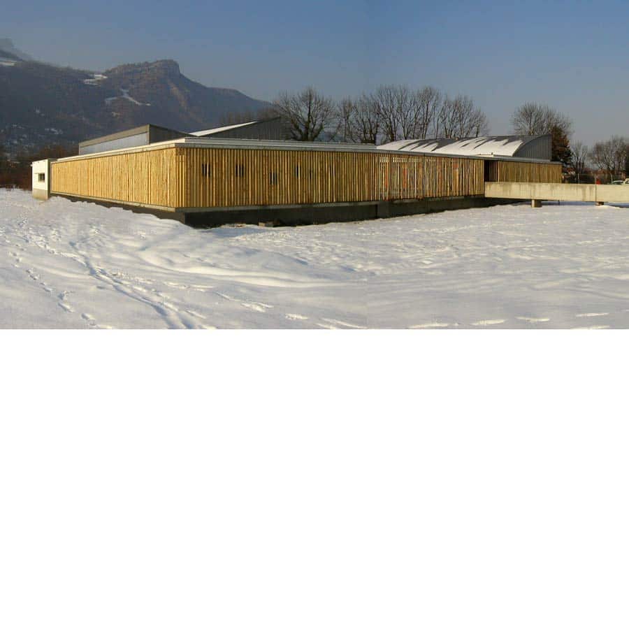 architecture CHAPUIS ROYER équipement centre socio-culturel patio enfants intra-muros ERP Isère