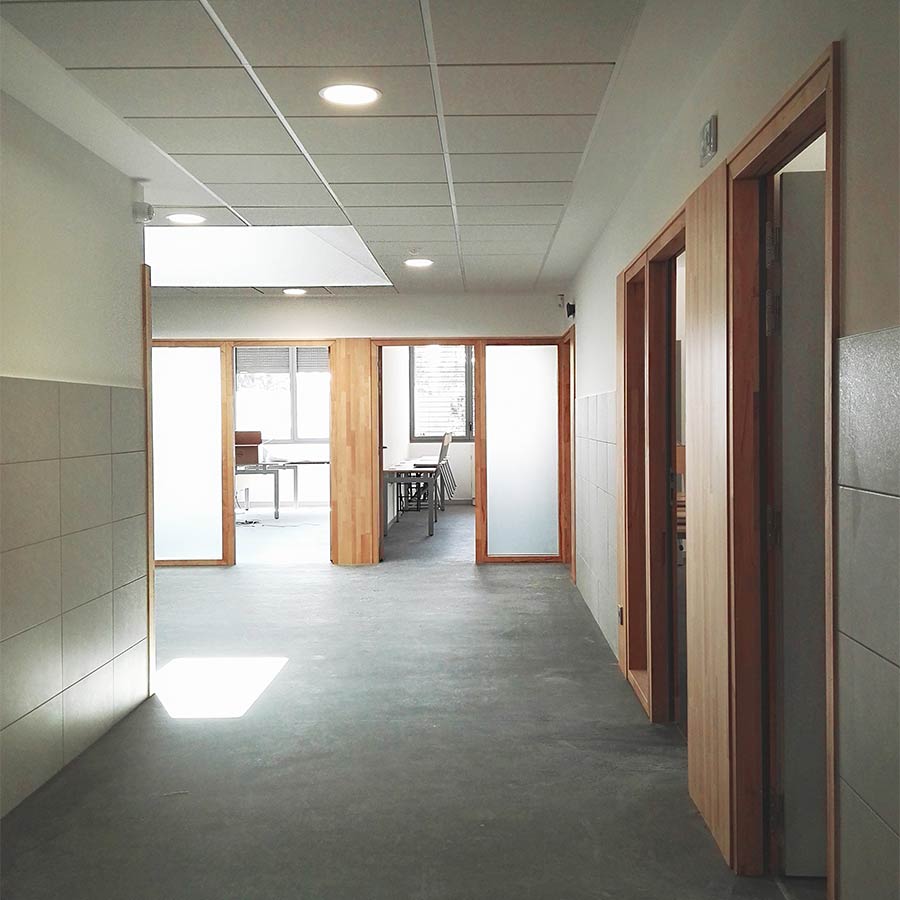 ARCHITECTURE, CHAPUIS ROYER ARCHITECTES, Corenc, Collège Jules Flandrin, réhabilitation, extension, atrium, bois, métal