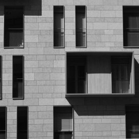 Logements collectifs et commerces, quartier Hoche, centre-ville, Grenoble